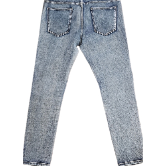 Crysp Denim Distressed ridged blue jeans, size 38x32 - Picture 4 of 6